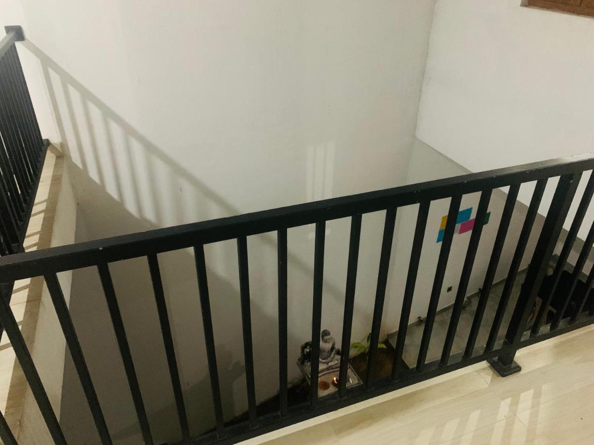 Jungle City Hostel Гале Екстериор снимка